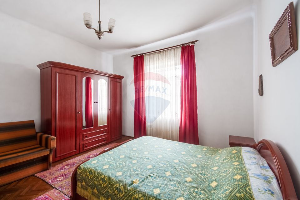 Apartament cu 3 camere de vânzare în Chitila