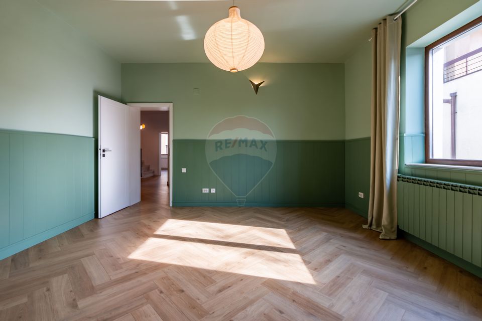 Casă individuala în Aviatiei, adiacent Bulevardul Aerogarii, 4xparcare