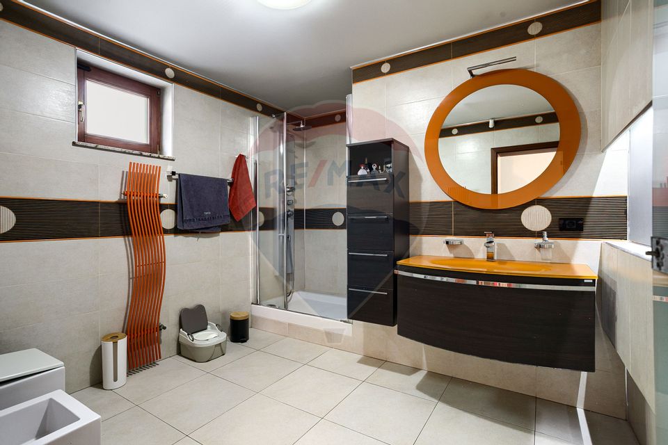 Casă modernă și spațioasă cu piscină,saună și sală de fitness – Pecica