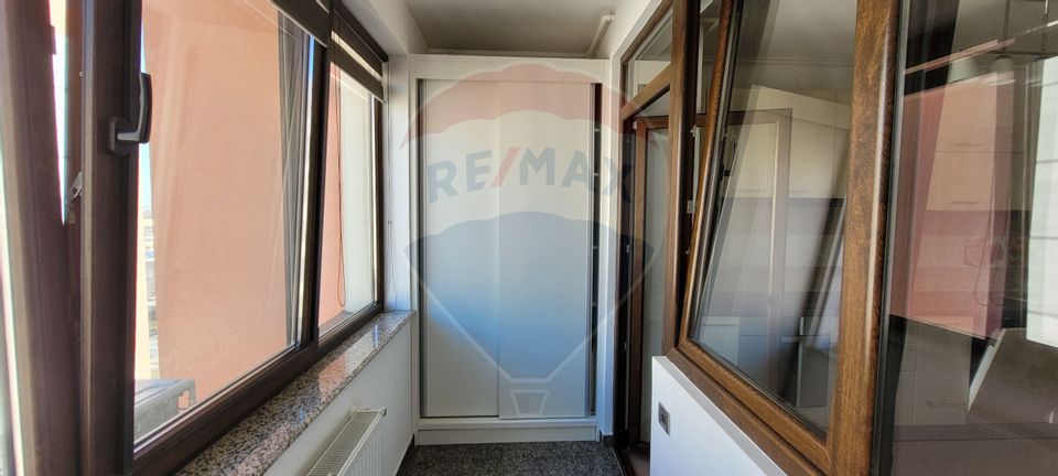 3 room Apartment for rent, Tractorul area