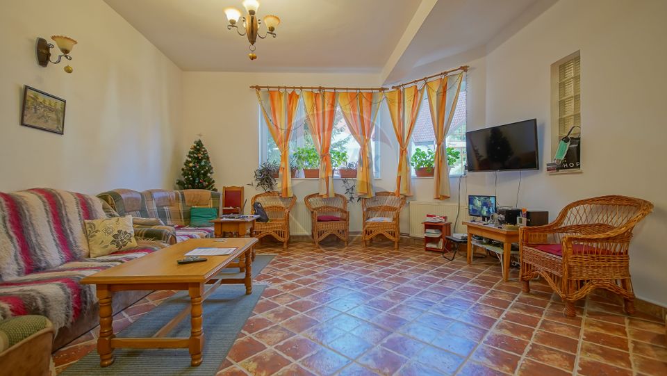 Vila în Poiana Brașov – Refugiu exclusivist și investiție!