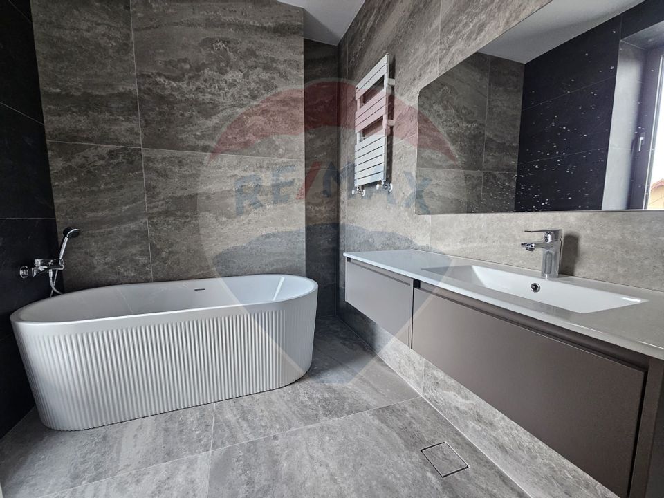 4 room House / Villa for sale, Nord area