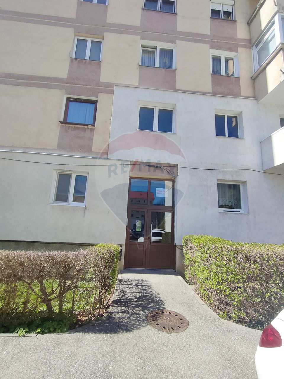 3 room Apartment for sale, Valea Aurie area