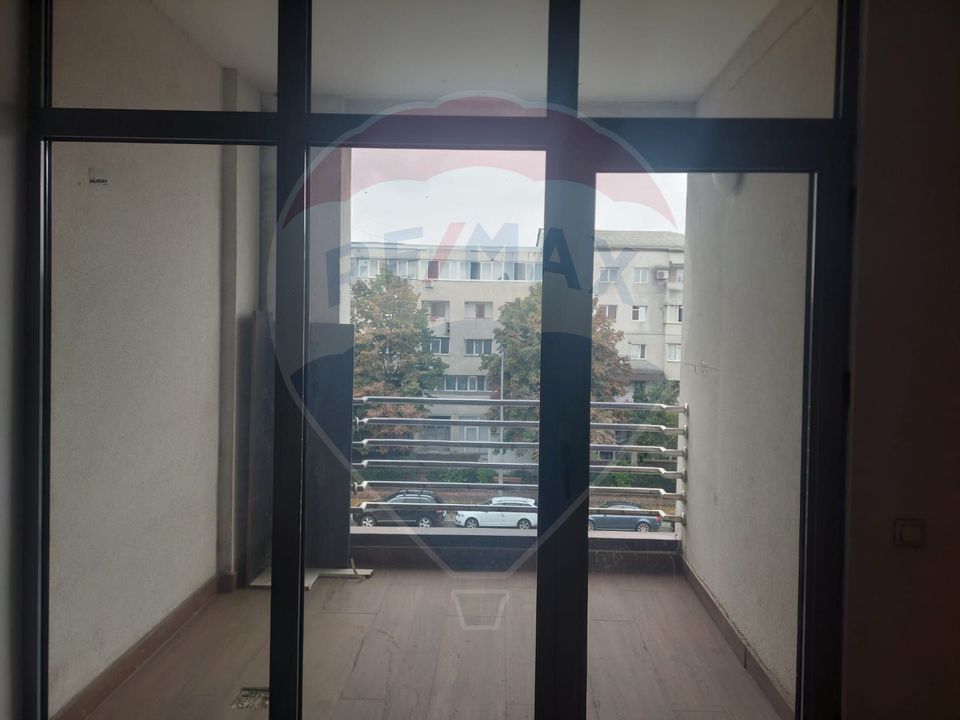 Spatiu birouri de închiriat zona Alexandru cel Bun Complex Supernova