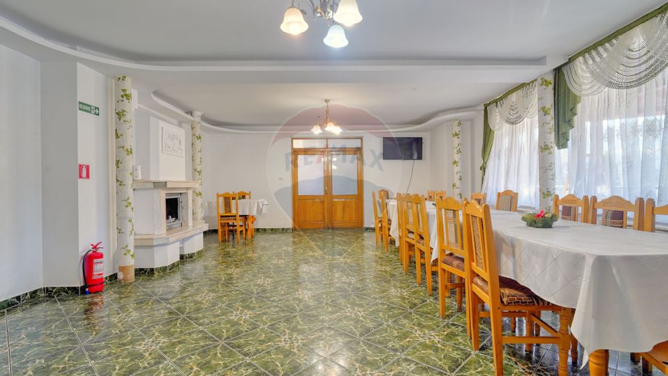 15 room Hotel / Pension for sale