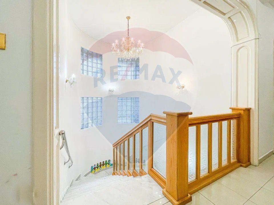 Spatiu deosebit | Destinatie mixta | Locuri parcare | 13 Septembrie