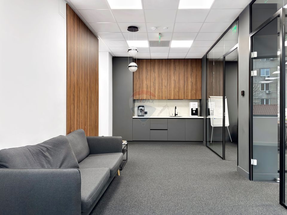 616.7sq.m Commercial Space for sale, Ultracentral area