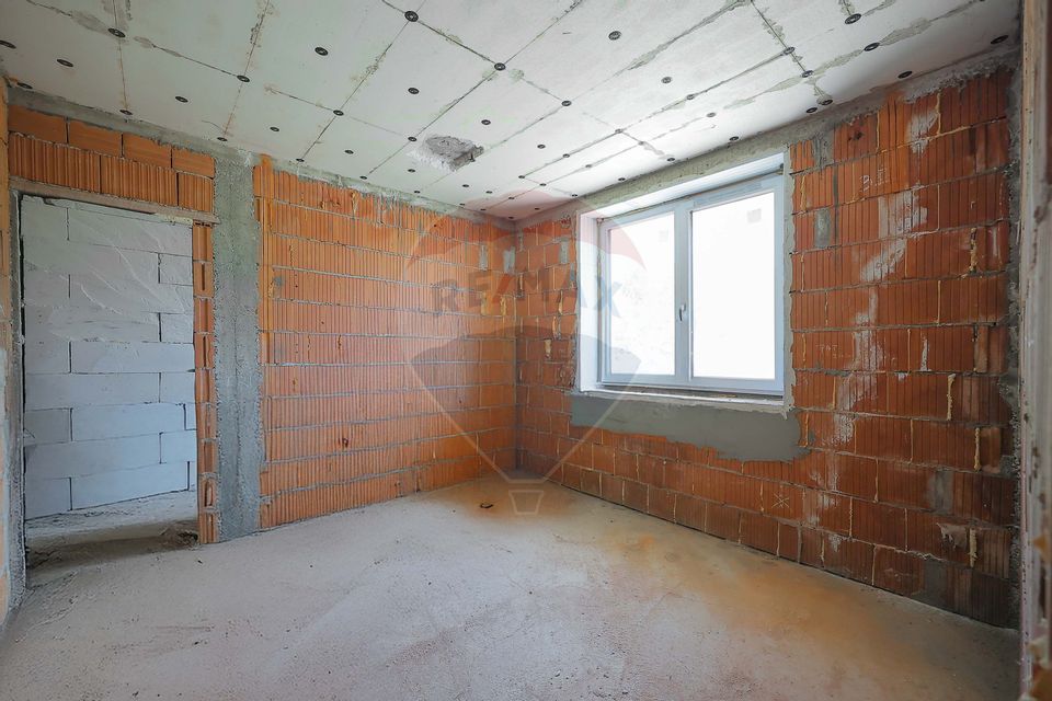 De vânzare casă cu un proiect deosebit, la roșu , Str. Gheorghe Doja