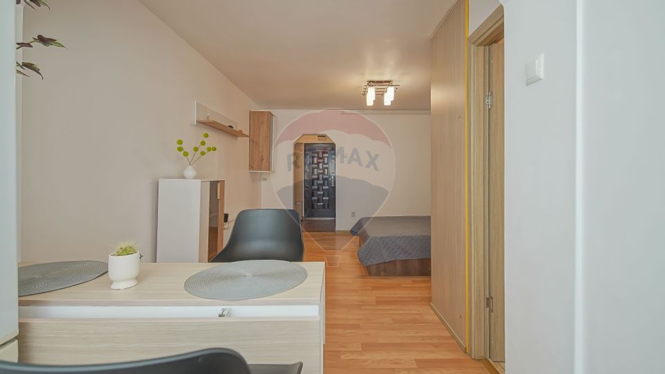 Garsoniera de inchiriere în zona Astra