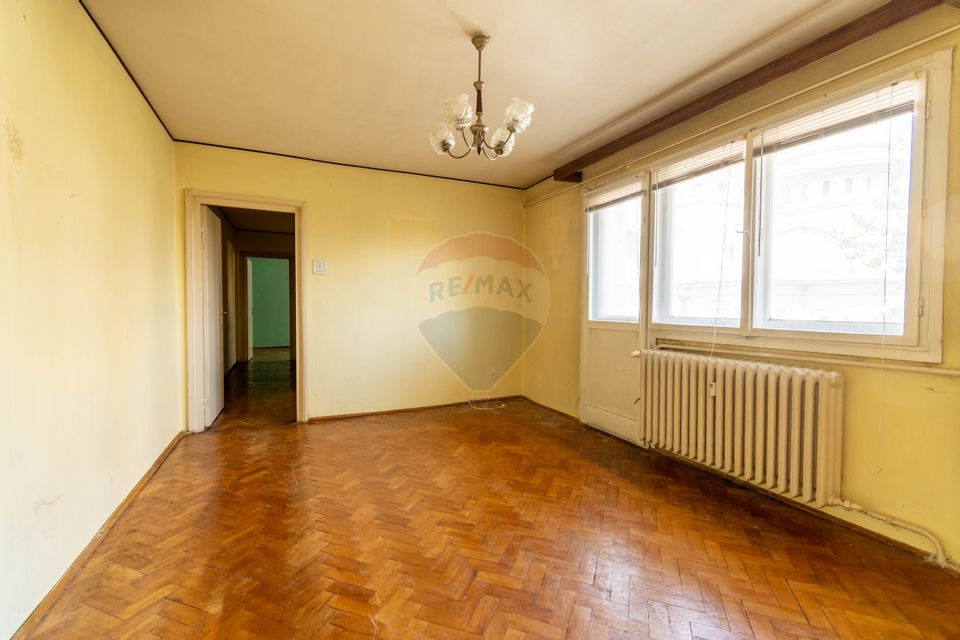 Apartament de vanzare, 3 camere, 62 mp, zona Gheorgheni