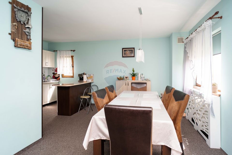 5 room House / Villa for sale