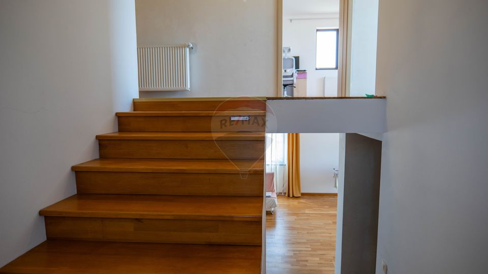 5 room House / Villa for sale