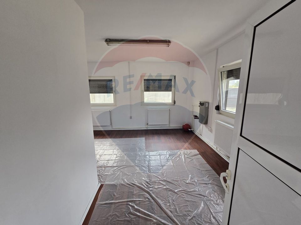 Spațiu comercial/ Casa zona Bariera Valcii