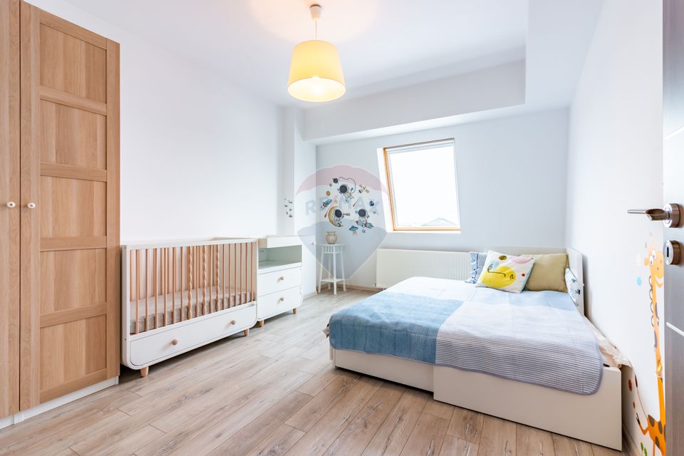 3 room apartment | Damaroaia | 87 sqm | 3/3 | two bathrooms | Park