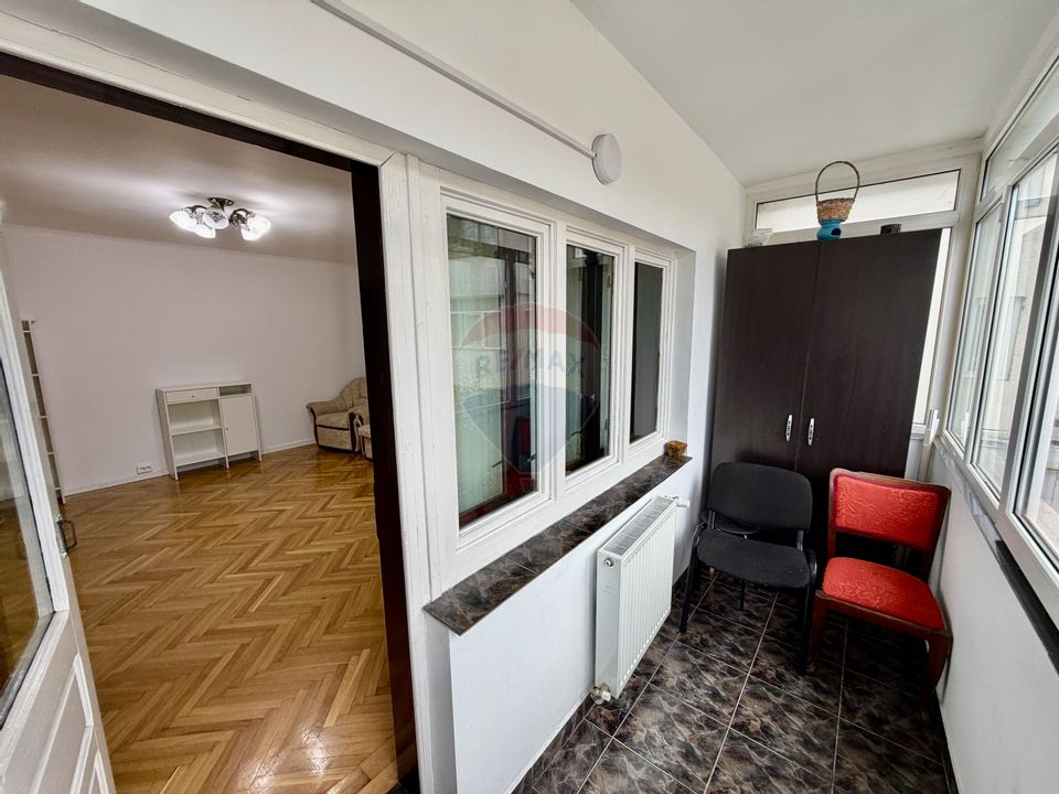 Apartament 3 camere etaj 1