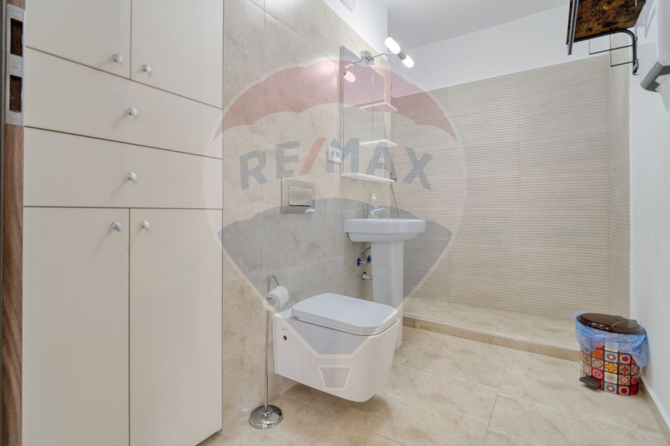 REZERVAT! Apartament 2 camere pretabil locuință sau cabinet