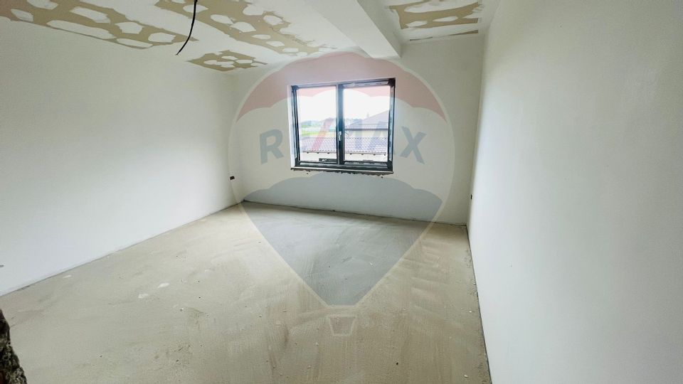 Casă de vânzare Brasov – 3 dormitoare, 3 băi, 140 mp utili