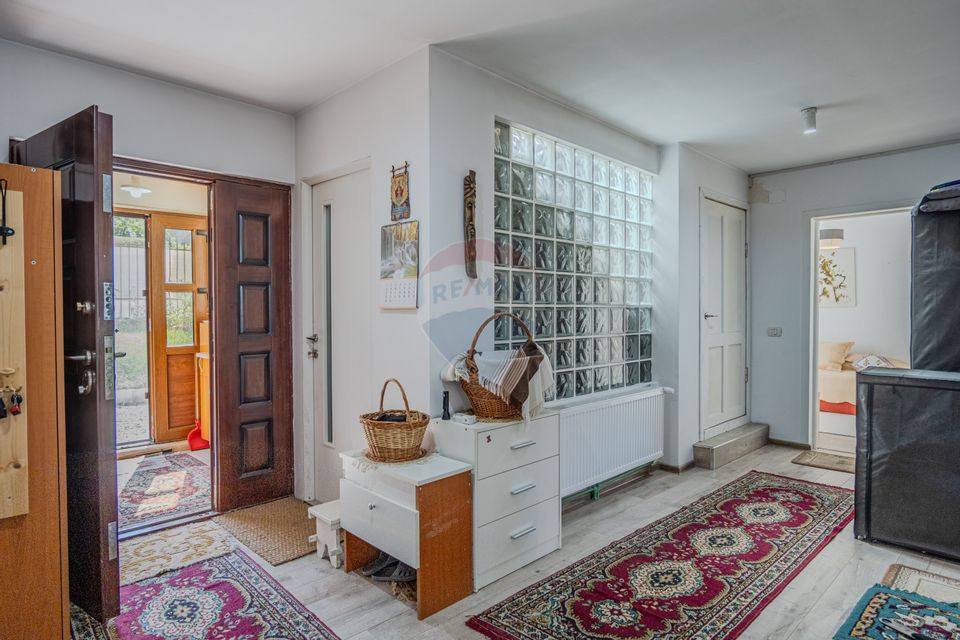 Casa de vanzare 7 camere | CURTE 953 mp | Colonia 1 Mai | COMISION 0 |