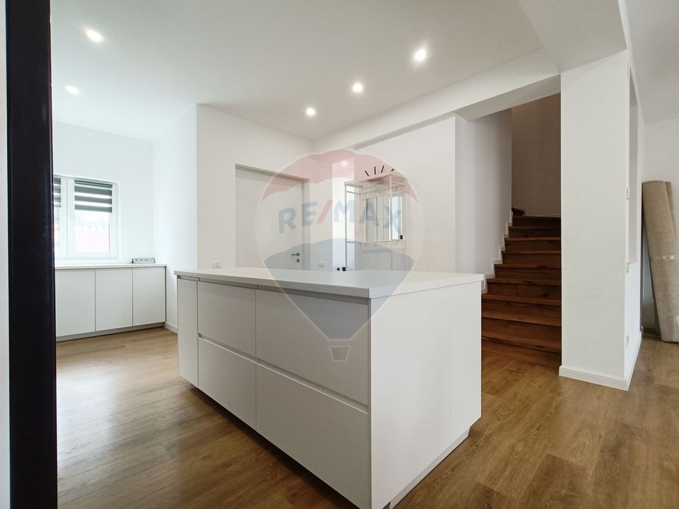 5 room House / Villa for sale, Pipera area