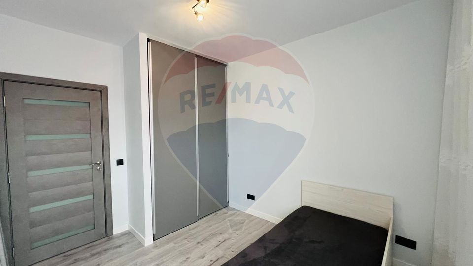 Apartament cu 3 camere în bloc nou+loc de parcare privat