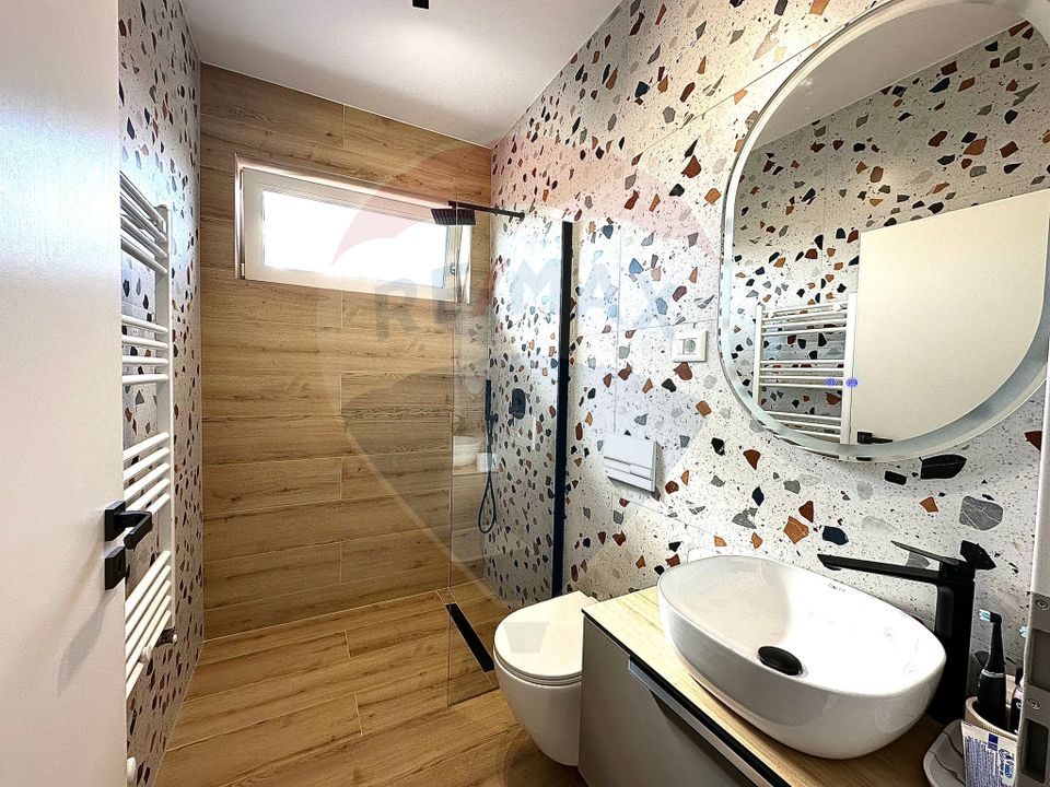 Casă noua  parter -  4 camere teren 470mp