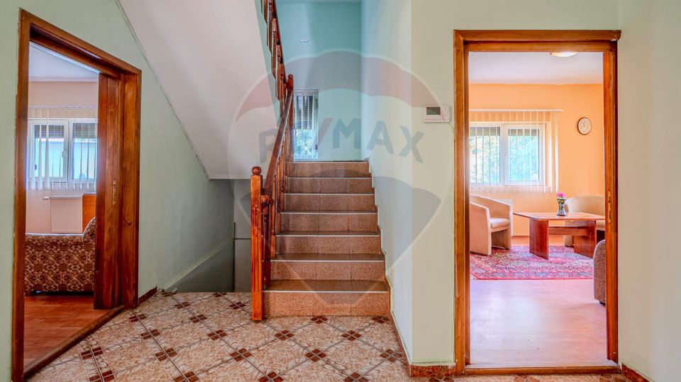 10 room House / Villa for sale
