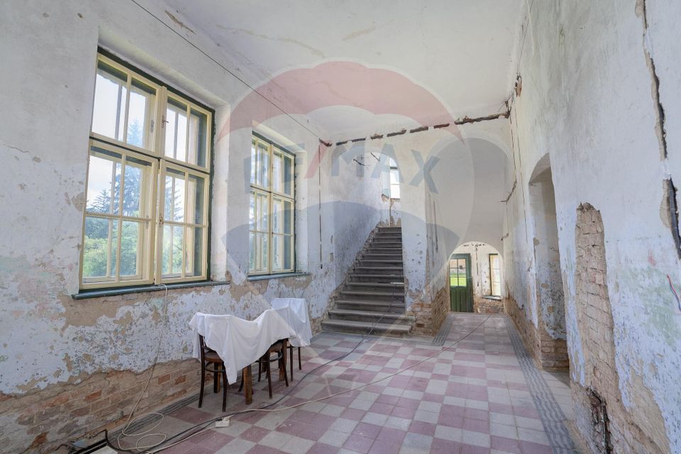 Fostă școală săsească semnată de Fritz Balthes – Bruiu, Sibiu