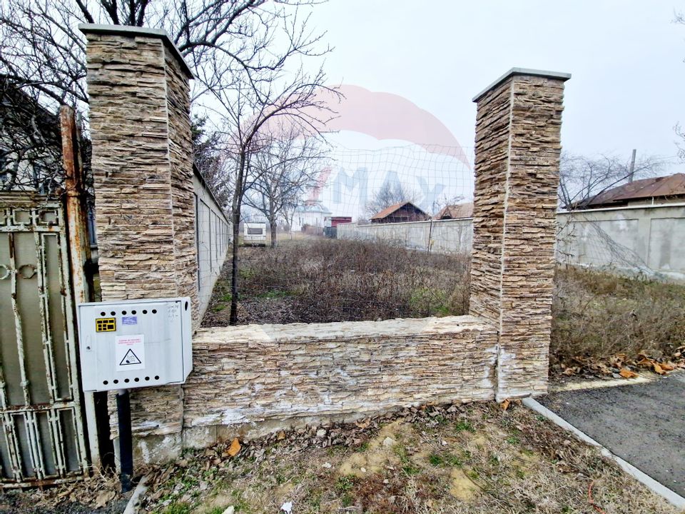 Land 1,800sqm Carcea / Strada Aeroportului