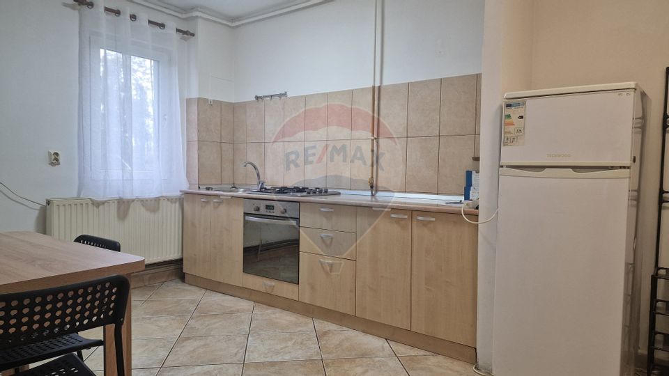 Apartament 2 camere - zona Centrul Civic