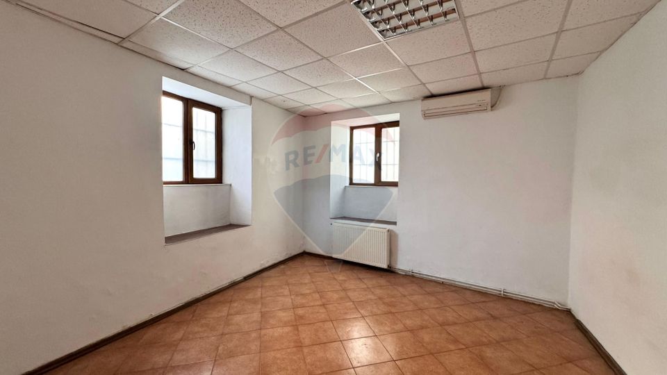 Vila de vanzare in zona peninsulara Constanta