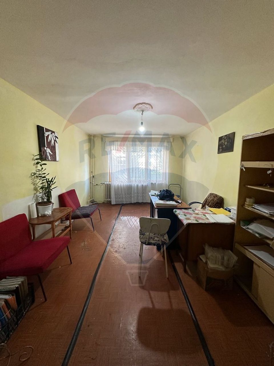 2,650sq.m Commercial Space for sale, Sud area