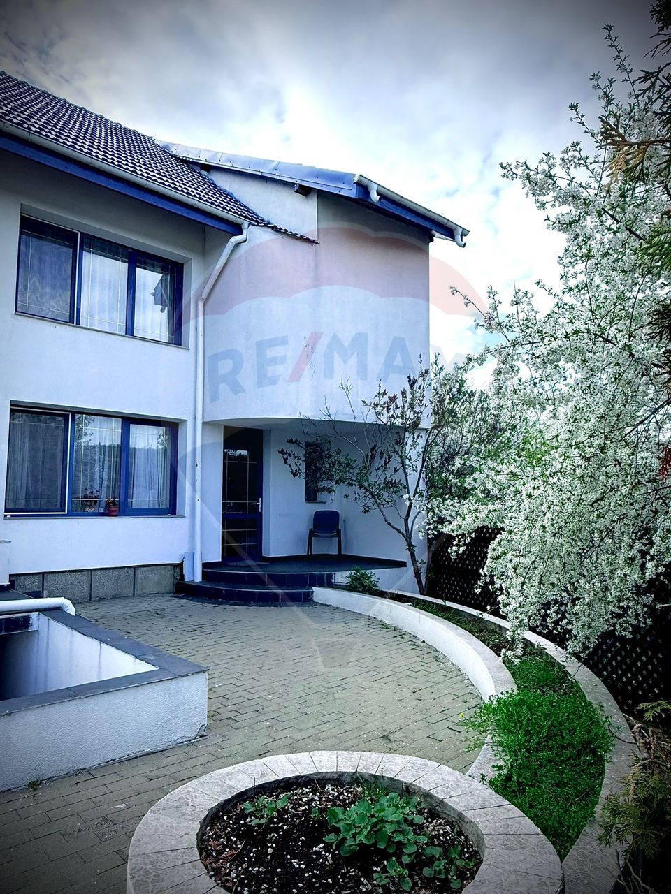 De închiriat duplex cu 4 camere - Șoșeaua Bârnova