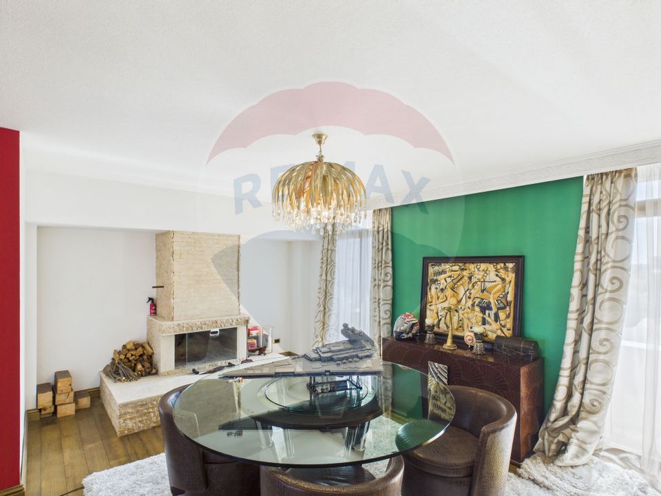 PENTHOUSE CU TERASA PANORAMICA SI PISCINA ACOPERITA