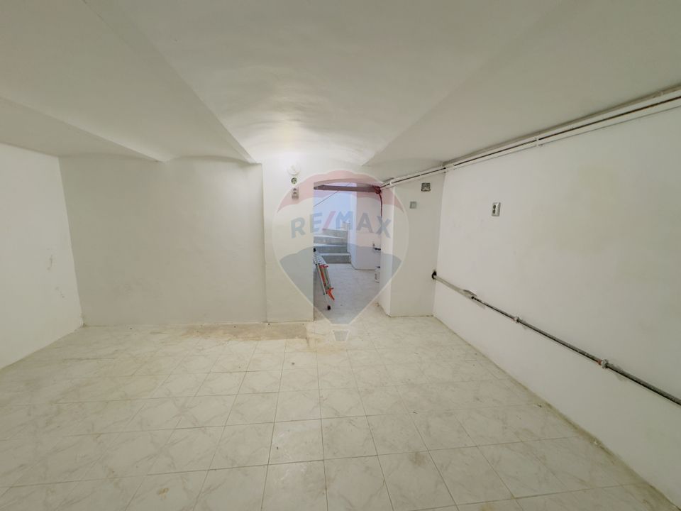 Apartament 2 camere / Pivnita de 25mp/ Zona Ultracentrala