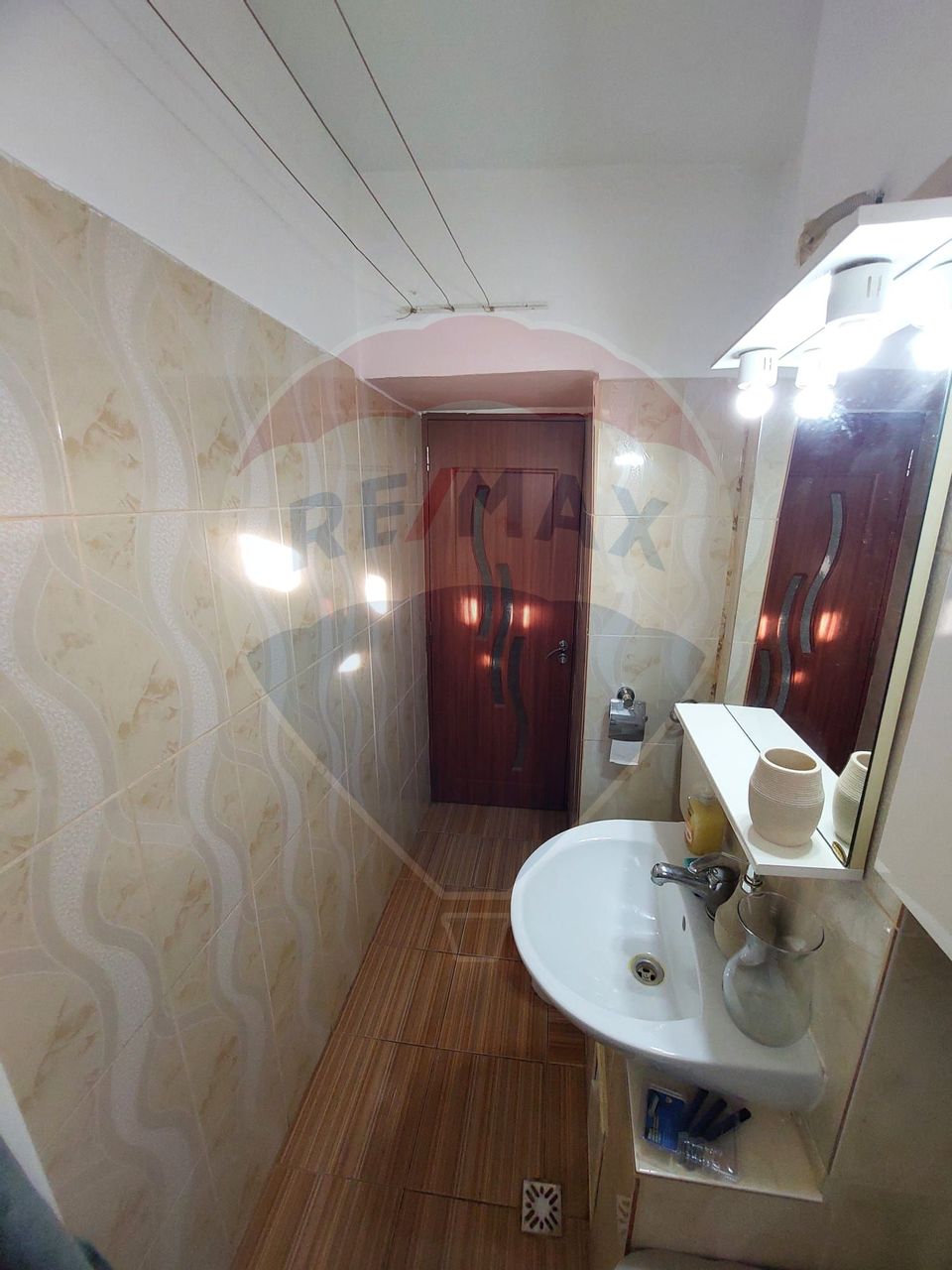 Apartament cu doua camere de vanzare