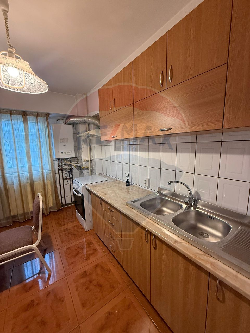 Apartament cu 2 camere de închiriat în zona Craiovita Noua