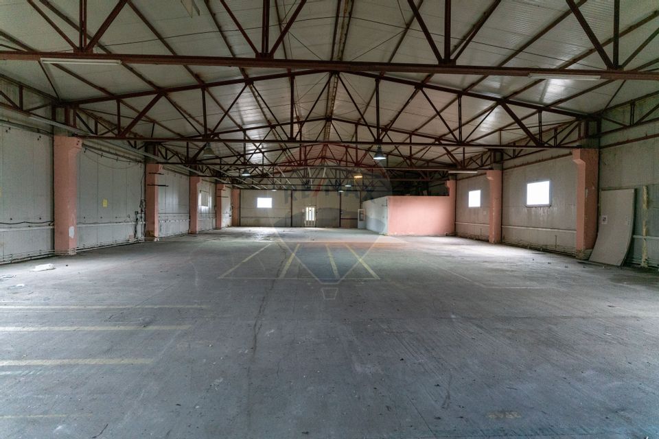 683sq.m Industrial Space for rent, Exterior Est area