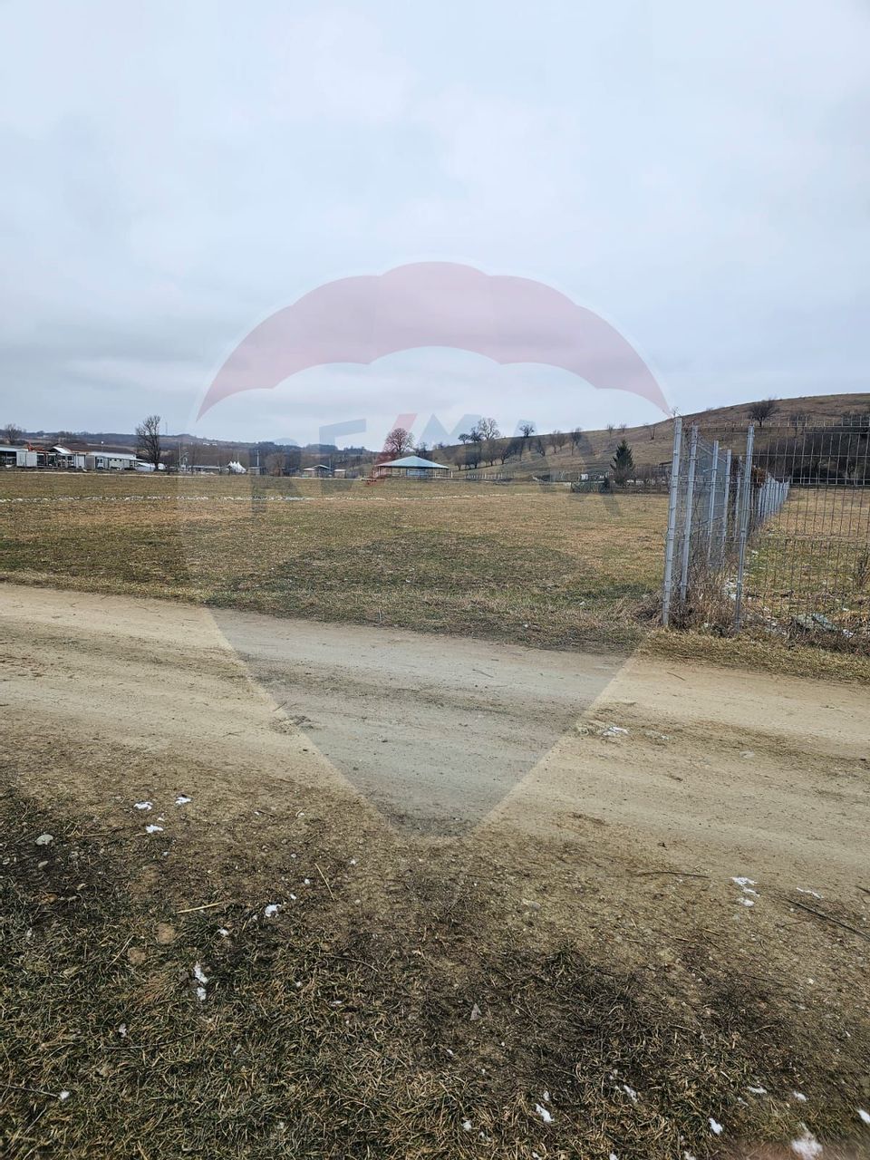 TEREN  INTRAVILAN  5000mp ORAS CISNADIE  STR. SELIMBARULUI