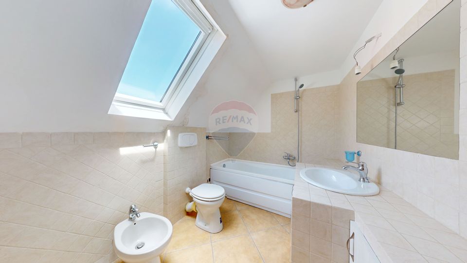 Comision 0 | Vila cu 7 camere | 1734 mp teren | Colonia 1 Mai | Vulcan