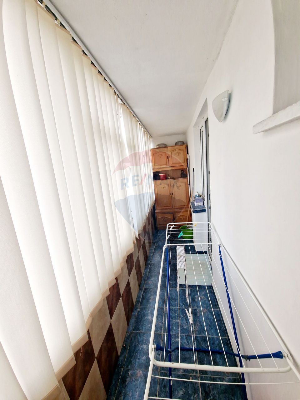 Apartament cu 3 camere de vânzare în zona Darmanesti