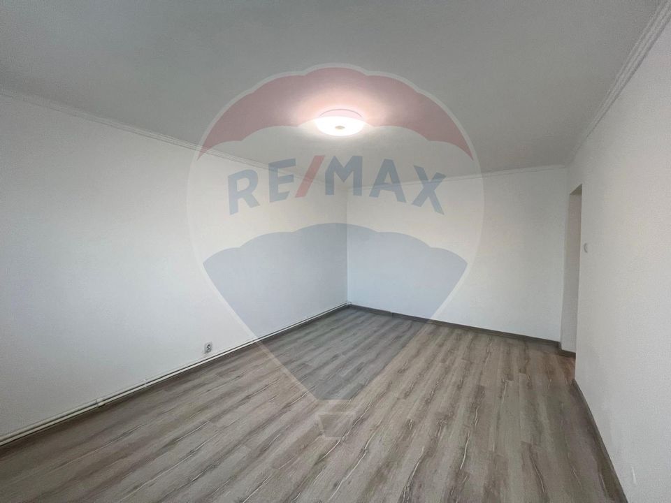 3 room Apartment for sale, Narcisa area