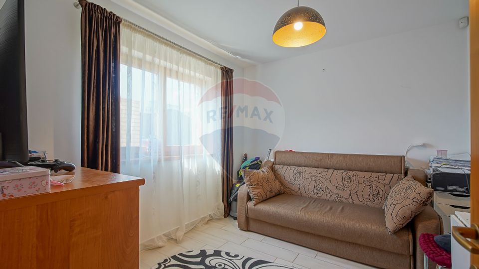 5 room House / Villa for sale