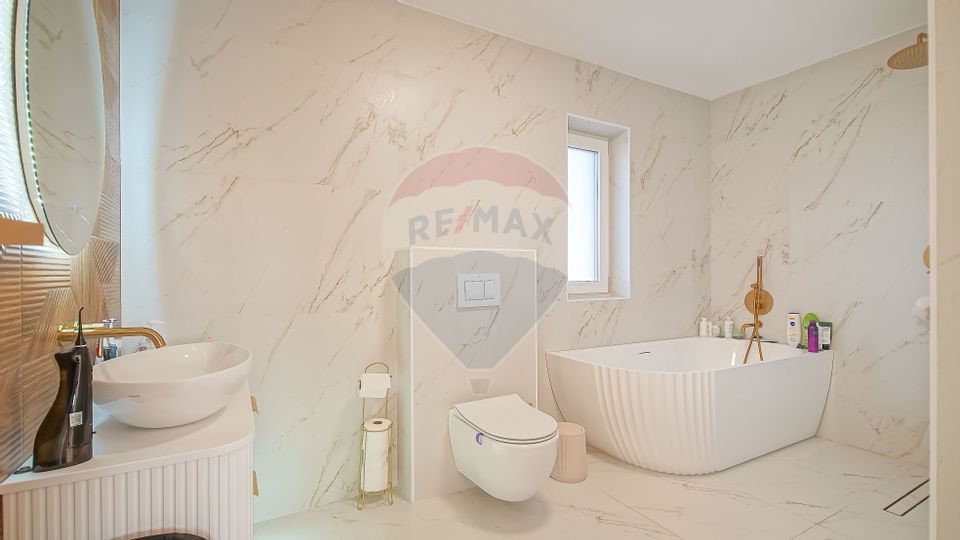 4 room House / Villa for sale