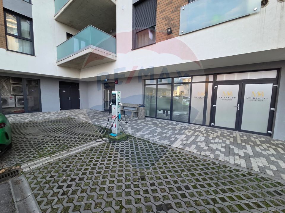 Apartament cu 3 camere in complexul Grand Hill Residence + parcare