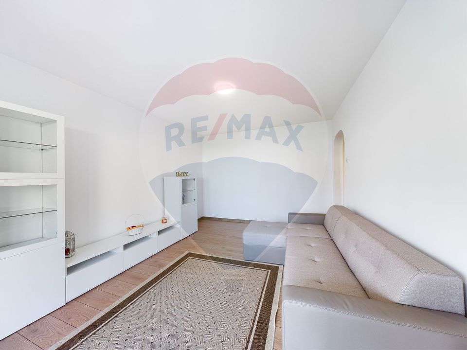 REZERVAT | Apartament 2 camere | Decomandat | Răcădău | Priveliște