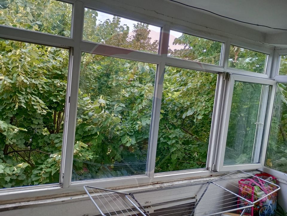 Apartament cu 2 camere de vânzare în zona 1 Mai Insula