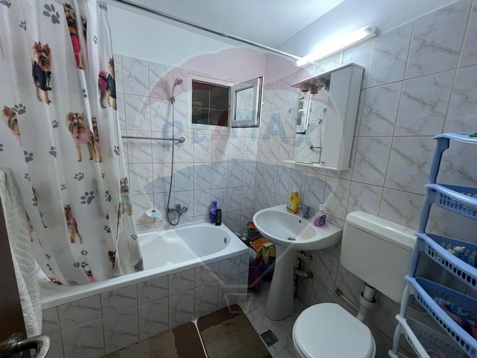 Apartament cu 2 camere de vânzare în zona Ultracentral