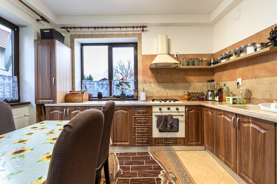 Casa moderna cu 7 camere I OZUN, COVASNA| COMISION 0