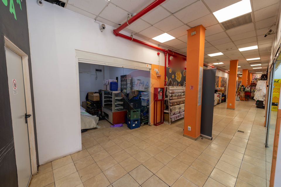 Spatiu comercial de inchiriat 33 mp Domino Plaza Bulevardul Lacul Tei