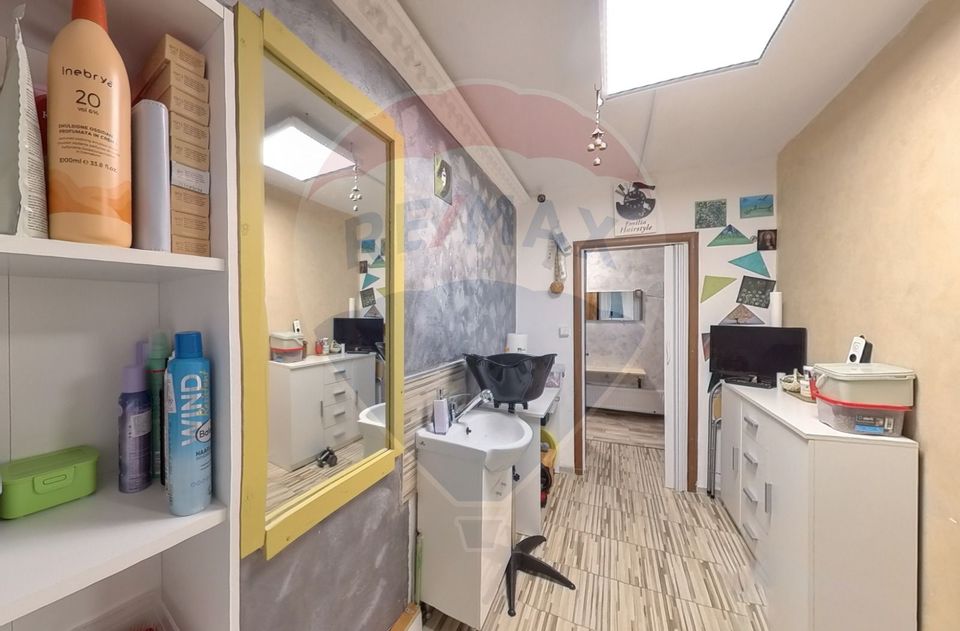 Apartament 3 camere parter cu balcon